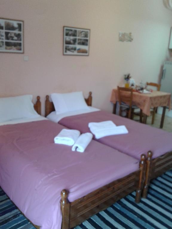 Zephyros Hotel Vitina Eksteriør billede